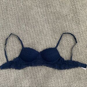 Xhilaration blue lace bra